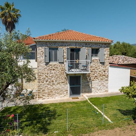 Messinian Stone House Villa Exterior foto
