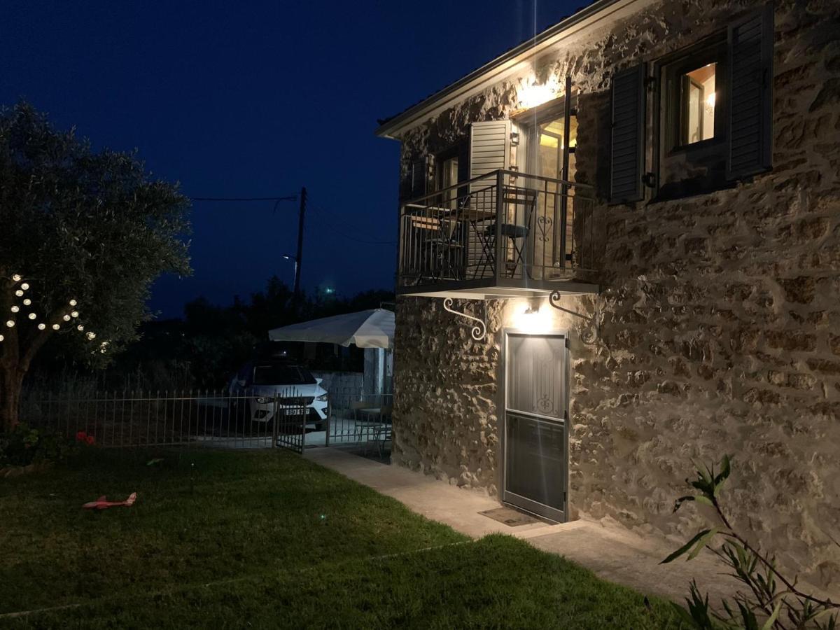 Messinian Stone House Villa Exterior foto
