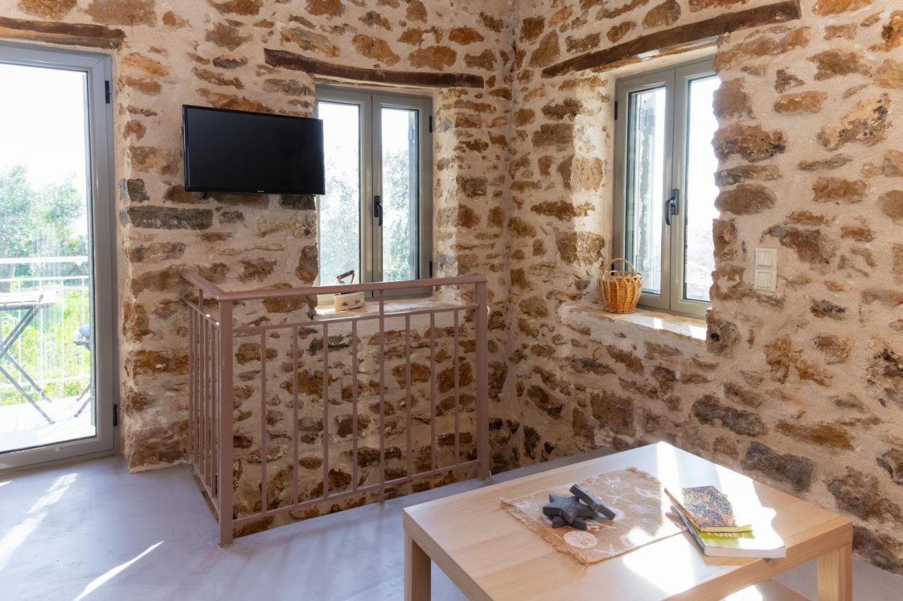 Messinian Stone House Villa Exterior foto