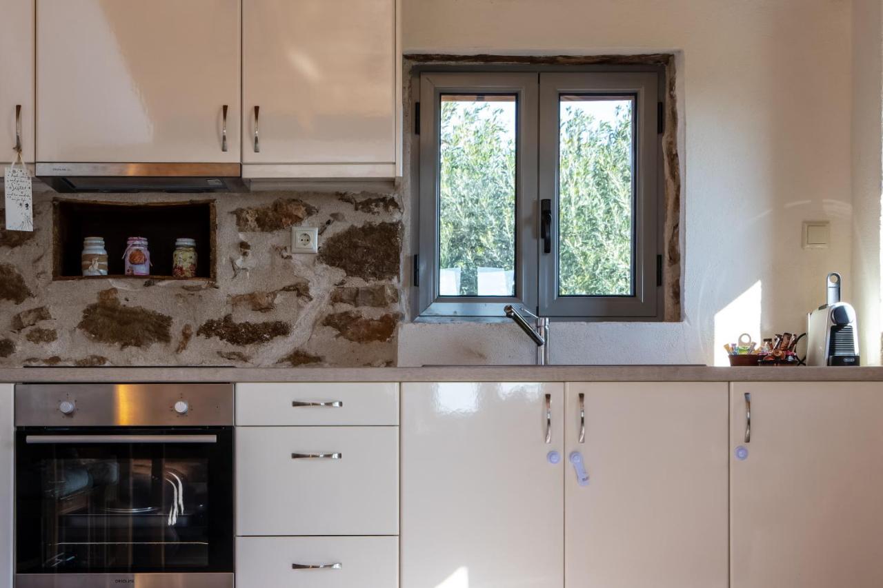 Messinian Stone House Villa Exterior foto