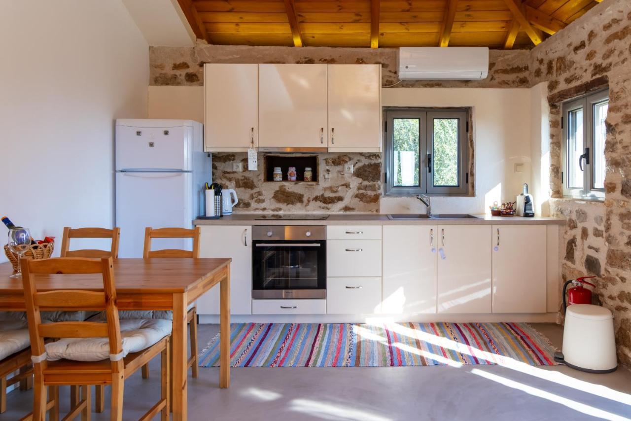 Messinian Stone House Villa Exterior foto