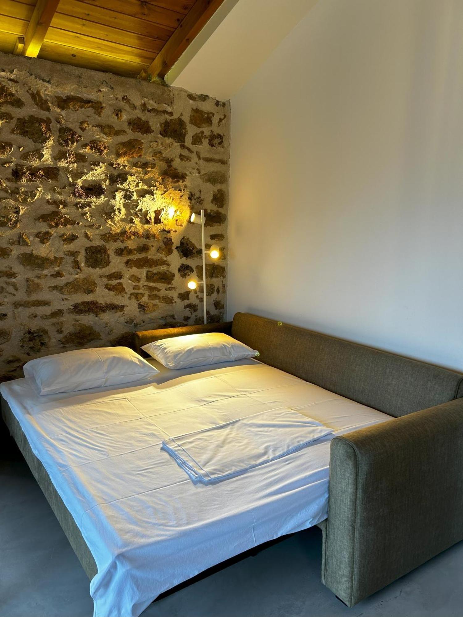 Messinian Stone House Villa Exterior foto